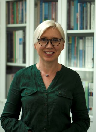 Prof. Alina Zajadacz